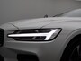 Volvo V60 2.0 B4 Plus Dark | Achteruitrijcamera | Stoelverwarming | Climate Control | Adaptive Cruise Control