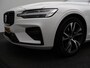 Volvo V60 2.0 B4 Plus Dark | Achteruitrijcamera | Stoelverwarming | Climate Control | Adaptive Cruise Control