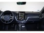 Volvo XC60 T8 Recharge AWD Plus Black Edition - Panorama/schuifdak - IntelliSafe Assist & Surround - 360º Camera - Harman/Kardon audio - Adaptieve LED koplampen - Verwarmde voorstoelen, stuur & achterbank - Parkeersensoren voor & achter - Elektr. bedienb. voorstoelen met geheugen - Head up display - Draadloze tel. lader - Extra getint glas - Inklapbare trekhaak - 21' LMV