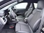 Audi A3 Limousine 30 TFSI S edition | Navigatie | Stoelverwarming | Carplay | 17" | S-line |