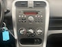 Opel Agila 1.0 Edition Airco | 5-Deurs | 15" Lichtmetaal | Elek. Ramen | Centrale Deurvergendeling | Airco | Centrale deurvergrendeling met afstandsbediening | Elektrische ramen voor