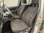 Opel Agila 1.0 Edition Airco | 5-Deurs | 15" Lichtmetaal | Elek. Ramen | Centrale Deurvergendeling | Airco | Centrale deurvergrendeling met afstandsbediening | Elektrische ramen voor