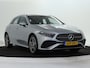 Mercedes-Benz A-klasse 250 e Plug-In Hybride AMG Sportpakket | Sfeerverlichting | Keyless Go | Parkeerpakket met Camera | CarPlay | Inclusief 24 maanden Mercedes-Benz Certified garantie voor Europa.