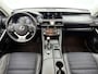 Lexus IS 300h Hybrid Business Line | Parkeersensoren | Cruise Control Adaptief | Achteruitrijcamera |