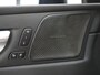 Volvo XC60 2.0 T6 Plug-in hybrid AWD Ultimate | Panoramadak | Trekhaak | Tailored Wool Blend | Luchtvering | HUD | Harman/Kardon