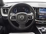 Volvo XC60 2.0 T6 Plug-in hybrid AWD Ultimate | Panoramadak | Trekhaak | Tailored Wool Blend | Luchtvering | HUD | Harman/Kardon
