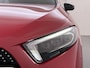 Mercedes-Benz A-klasse 200 Business Solution AMG Styling Panoramadak HUD Burmester Camera Sfeerverlichting Automaat