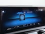 Mercedes-Benz A-klasse 200 Business Solution AMG Styling Panoramadak HUD Burmester Camera Sfeerverlichting Automaat