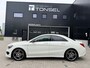 Mercedes-Benz CLA 180 AMG Night / Panorama / CarPlay / Automaat / Alcantara / Stoelverwarming / 18" Inch LMV