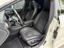 Mercedes-Benz CLA 180 AMG Night / Panorama / CarPlay / Automaat / Alcantara / Stoelverwarming / 18" Inch LMV