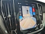 Volvo V60 2.0 T6 Plug-in hybrid AWD Plus Bright | Panoramadak | Head-up Display | 360 Camera | Stoelverwarming |