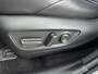 Toyota RAV4 2.5 Hybrid Bi-Tone | Navigatie | Leder | Apple Carplay / Android Auto | Stoelverwarming | Keyless | Adaptive Cruise | Clima | Parkeersensoren voor/achter | 18 inch