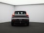 Volvo XC40 2.0 B4 Plus Dark / Trekhaak / Stoel+Stuurverwarming / Adaptive Cruise / Harman Kardon / BLIS / Elektrische Stoelen /