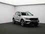 Volvo XC40 2.0 B4 Plus Dark / Trekhaak / Stoel+Stuurverwarming / Adaptive Cruise / Harman Kardon / BLIS / Elektrische Stoelen /