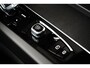 Volvo XC60 T6 Plus Black Edition Recharge Plug-In Hybrid AWD | H&K | HUD | Pano | Trekhaak | Nappa leder | Stoelventilatie | 360 camera |