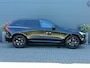 Volvo XC60 T6 Plus Black Edition Recharge Plug-In Hybrid AWD | H&K | HUD | Pano | Trekhaak | Nappa leder | Stoelventilatie | 360 camera |