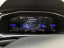 Volkswagen T-Roc 1.0 TSI R-Line / PANO/ 2X R-LINE/ ACC/ PARKEER SENSOREN V+A/ STOELVERWARMING/ APP-CONNECT/ DIGITAL DASH/ RIJ-MODI/ IQ.LIGHT/ DAB/ CLIMA/ 17'' LMV
