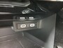 Volkswagen T-Roc 1.0 TSI R-Line / PANO/ 2X R-LINE/ ACC/ PARKEER SENSOREN V+A/ STOELVERWARMING/ APP-CONNECT/ DIGITAL DASH/ RIJ-MODI/ IQ.LIGHT/ DAB/ CLIMA/ 17'' LMV