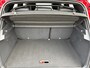 Renault Captur 0.9 TCe Version S electronic climate controle , navigatiesysteem full map , panoramadak , cruise , lm velgen , camera , tel , usb .