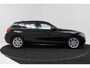 BMW 1-Serie 118i High Executive M-Sport Automaat (M-PAKKET, STOELVERWARMING, GROOT-NAVIGATIE, PARKEERSENSOREN, DEALER ONDERHOUDEN)