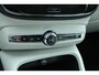 Volvo XC40 1.5 T3 Momentum Pro | Achteruitrijcamera | Semi elektrische trekhaak | Apple Carplay/Android Auto | Cruise Control | Stoelverwarming voorzijde | Elektrisch bedienbare achterklep