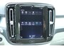 Volvo XC40 1.5 T3 Momentum Pro | Achteruitrijcamera | Semi elektrische trekhaak | Apple Carplay/Android Auto | Cruise Control | Stoelverwarming voorzijde | Elektrisch bedienbare achterklep