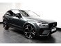 Volvo XC60 T6 Ultra Dark Recharge Plug-In Hybrid AWD | Bowers & Wilkins | Luchtvering | HUD | Trekhaak | 360 camera | 22 inch! |