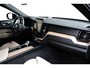 Volvo XC60 T6 Ultra Dark Recharge Plug-In Hybrid AWD | Bowers & Wilkins | Luchtvering | HUD | Trekhaak | 360 camera | 22 inch! |