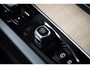 Volvo XC60 T6 Ultra Dark Recharge Plug-In Hybrid AWD | Bowers & Wilkins | Luchtvering | HUD | Trekhaak | 360 camera | 22 inch! |