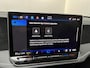 Volkswagen Passat Variant 1.5 eHybrid Business / AUTOMAAT/ TREKHAAK/ ACC/ PARK.SENSOREN V+A/ CAMERA/ STUUR+STOELVERWARM./ MASSAGE/ DODEHOEK/ HEAD-UP/ APP-CONNECT/ DIGITAL DASH/ DAB/ NAVI/ CLIMA/ LED/ 17'' LMV