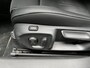 Volkswagen Passat Variant 1.5 eHybrid Business / AUTOMAAT/ TREKHAAK/ ACC/ PARK.SENSOREN V+A/ CAMERA/ STUUR+STOELVERWARM./ MASSAGE/ DODEHOEK/ HEAD-UP/ APP-CONNECT/ DIGITAL DASH/ DAB/ NAVI/ CLIMA/ LED/ 17'' LMV