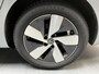 Volkswagen Passat Variant 1.5 eHybrid Business / AUTOMAAT/ TREKHAAK/ ACC/ PARK.SENSOREN V+A/ CAMERA/ STUUR+STOELVERWARM./ MASSAGE/ DODEHOEK/ HEAD-UP/ APP-CONNECT/ DIGITAL DASH/ DAB/ NAVI/ CLIMA/ LED/ 17'' LMV