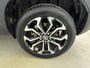 Toyota Yaris Cross 1.5 Hybrid Dynamic | Apple Carplay / Android Auto | Stoel-/stuurverwarming | Verwarmbare voorruit | Parkeersensoren voor/achter | Adaptive Cruise | Full LED | Keyless | Clima | Camera | 17 inch