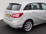 Mercedes-Benz B-klasse 250 Ambition Automaat 211 Pk | Camera | Trekhaak | Keyless | LED | Navigatiesysteem | Parkeersensoren | 18 Inch | 81.928 Km