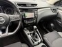 Nissan Qashqai 1.2 N-Connecta | Panoramadak | 360 ° Camera | Trekhaak | Navigatiesysteem | Climate Control |