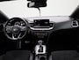 Kia ProCeed 1.5 T-GDI GT-Line | Automaat | Navigatie | Panoramadak | Trekhaak | Apple Carplay / Android Auto | Climate Control | Camera | Digital Cockpit | Kia Connect | Stoel- Stuurverwarming | Adaptive Cruise Control | Lichtmetalen Velgen |