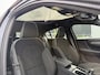 Volvo EC40 Single Motor Extended Range 82 kWh Plus |**17% BIJTELLING**| Panoramadak | Premium audio by Harman Kardon | Apple carplay/Android auto | Verwarmbare voorstoelen en stuurwiel | Warmtepomp | Denim Blue metallic | 19 inch Lichtmetalen velgen| Dak in contrasterend Black Stone Solid