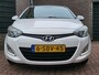 Hyundai i20 1.2i i-Deal - Navi - Afneembare trekhaak - N.A.P.