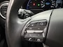 Hyundai Kona Electric EV Premium 64 kWh 3- Fase SOH 92,2% | Warmtepomp | Camera | Navigatie | Head-Up Display | Leer | Led