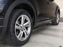 Volkswagen T-Roc 1.0 TSI R-Line 110PK | Led plus | Trekhaak | Camera | Stoelverwarming | Spiegelpakket | Ergo stoelen | Navigatie