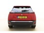 Peugeot e-2008 EV Allure 136pk 50 kWh | 100% Elektrisch | Airco | Cruise Control | Navigatie | Stoelverwarming | Radio | Camera | 1e eigenaar