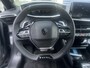 Peugeot 2008 1.2 Hybrid 145 GT | Panoramadak | All Seasonbanden | Sfeerverlichting | Apple Carplay/Android Auto | Climate Control | Cruise Control | Parkeercamera/-sensoren |