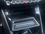 Peugeot 2008 1.2 Hybrid 145 GT | Panoramadak | All Seasonbanden | Sfeerverlichting | Apple Carplay/Android Auto | Climate Control | Cruise Control | Parkeercamera/-sensoren |