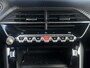 Peugeot 208 Hybrid 145 e-DCS6 GT | Parkeercamera/-sensoren (voor/achter) | Keyless Entry/Start | Dodehoek | Sfeerverlichting | Climate Control | Draadloze telefoonlader | Apple Carplay/Android Auto | Adaptive Cruise Control |