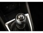 Renault Clio 0.9 TCe Iconic | Leder | Sportstoelen | 17 inch LMV | Volledig onderhouden | Camera