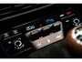 Porsche 911 3.0 Carrera T *FACELIFT / BOSE / Schuifdak / Sportuitlaat / Vierwiel-besturing / Achterlicht Exclusiv / Interieur-pakket: Carrera T*