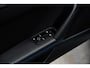 Porsche 911 3.0 Carrera T *FACELIFT / BOSE / Schuifdak / Sportuitlaat / Vierwiel-besturing / Achterlicht Exclusiv / Interieur-pakket: Carrera T*