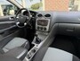 Ford Focus Wagon 1.6 Comfort NIEUWE APK / RIJDT GOED / KOUDE AIRCO / TREKHAAK