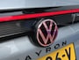 Volkswagen Tayron 1.5 eHybrid R-Line Edition / AUTOMAAT/ 2X-LINE/ GARANTIE TM 08-2029/ PANO/ ACC/ TREKHAAK/ MASSAGE/ PARK.SENSOR.V+A/ 360 CAMERA/ STUUR+STOELVERWARM.V+A/ DODEHOEK/ APP-CONNECT/ KEYLESS/ IQ.LIGHT/ ELEK.ACHTERKLEP/ 20'' LM