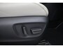 Toyota RAV4 2.5 Hybrid AWD Executive | Leder | Dodehoek detectie | JBL | Navigatie | 360 camera | Stoel-/stuurverwarming | Verwarmbare voorruit | Stoelventilatie | Digitale binnenspiegel | Apple Carplay / Android Auto | 19 inch